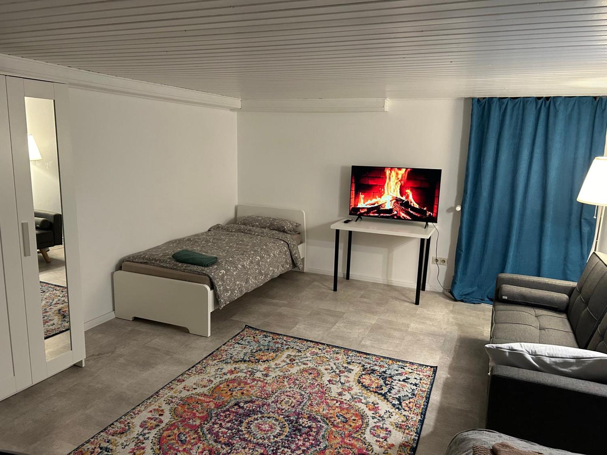 Souterrain Wohnung In Der Naehe Vom Duesseldorfer Flughafen Ratingen Exteriér fotografie