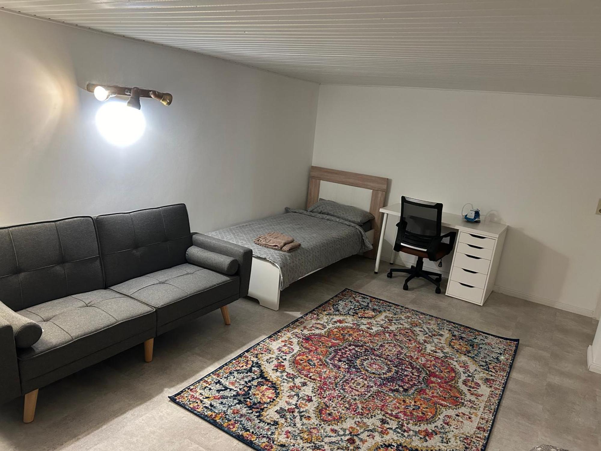 Souterrain Wohnung In Der Naehe Vom Duesseldorfer Flughafen Ratingen Exteriér fotografie